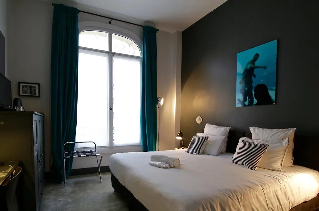 Villa Du Square, Luxury Guest House Paris