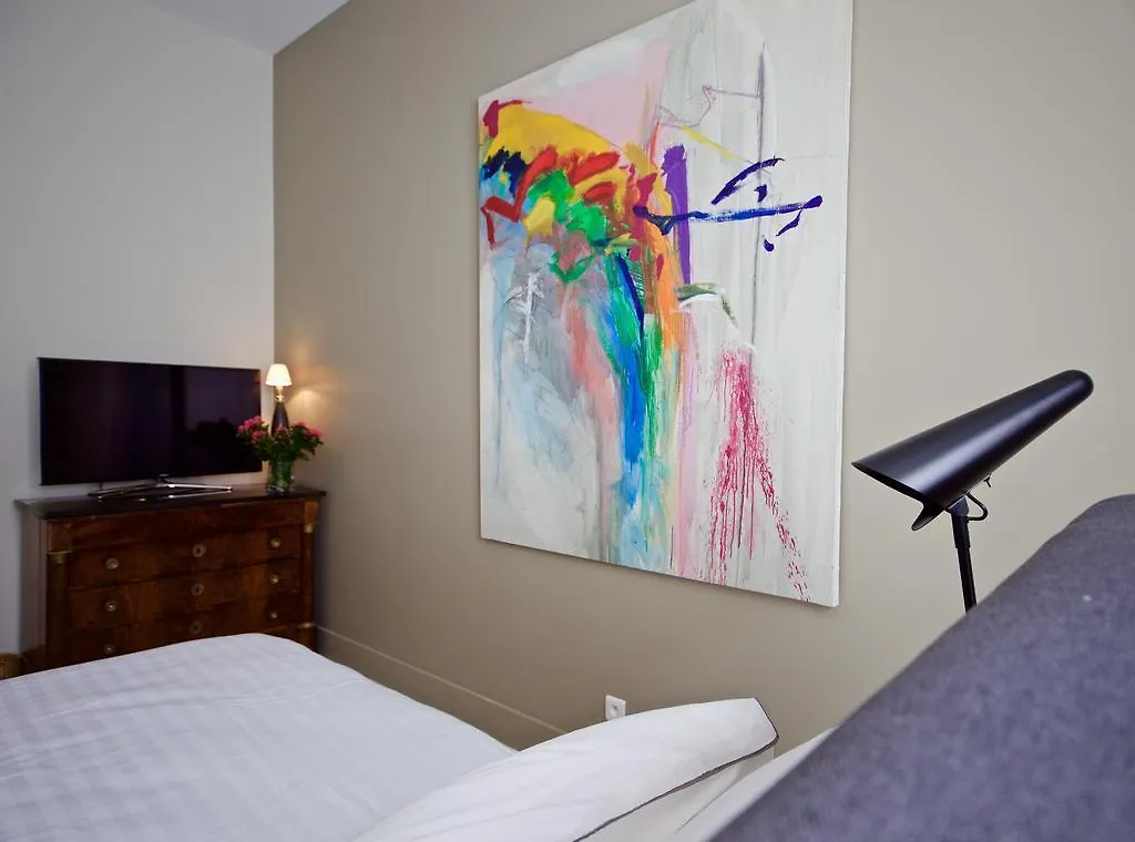 Villa Du Square, Luxury Guest House Parigi Bed & Breakfast