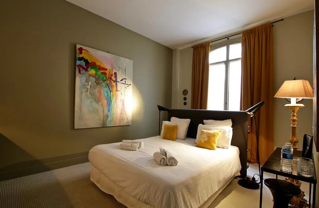 Villa Du Square, Luxury Guest House Parigi Bed & Breakfast